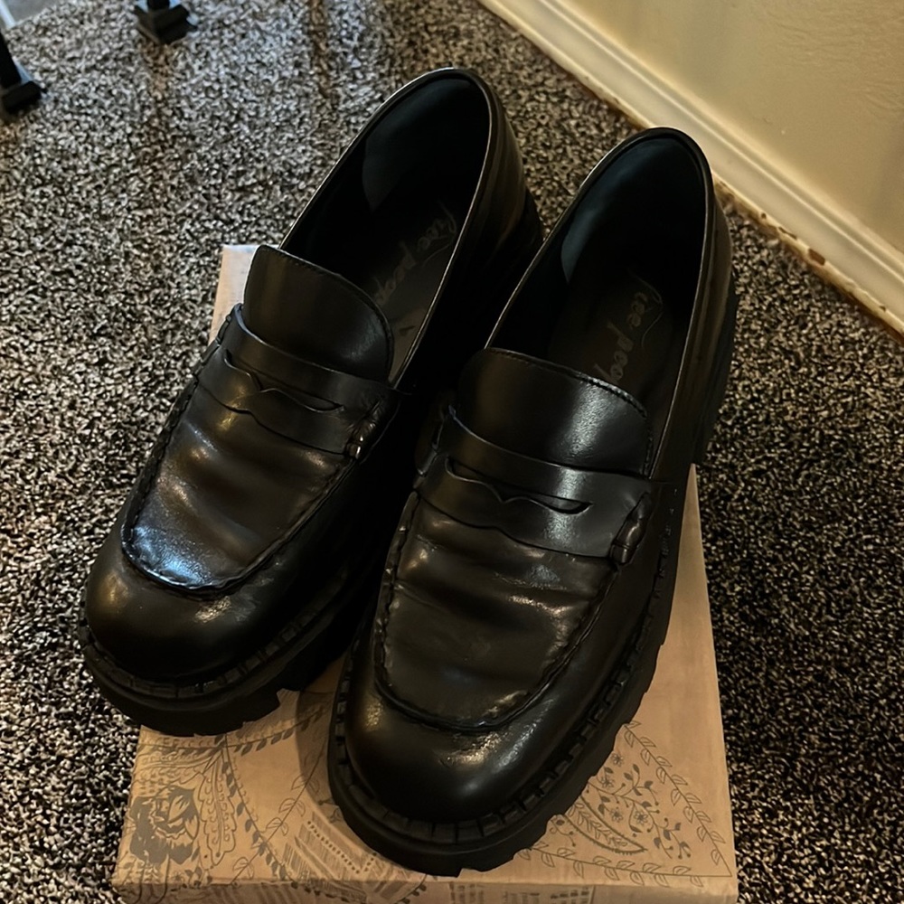 Very gently used Free People lug sole loafers